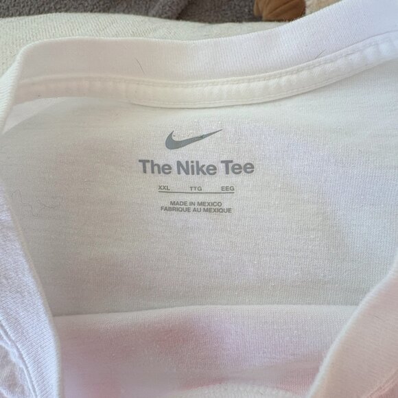 White Nike Athletic Tee - Mens XXL - Picture 2 of 2